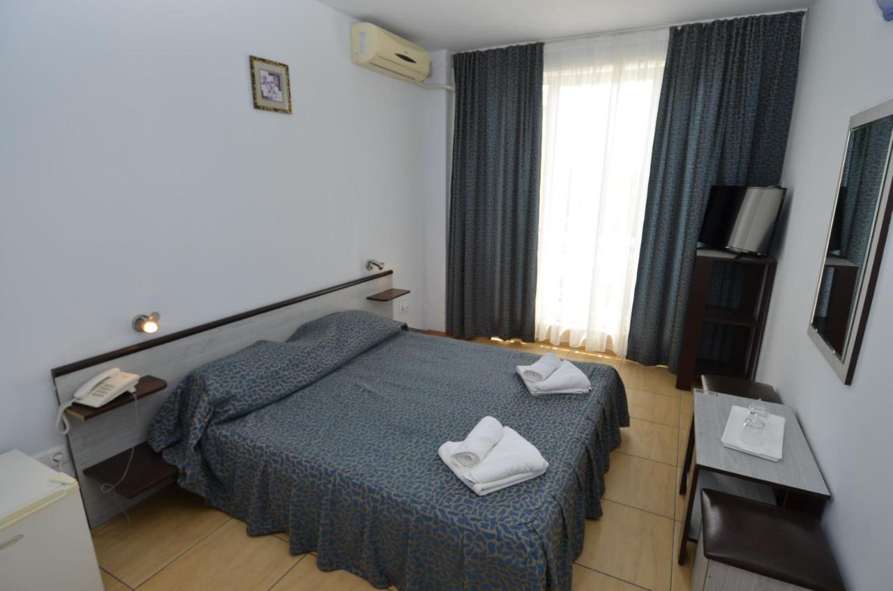 Hotel Intim Costinesti Exterior photo