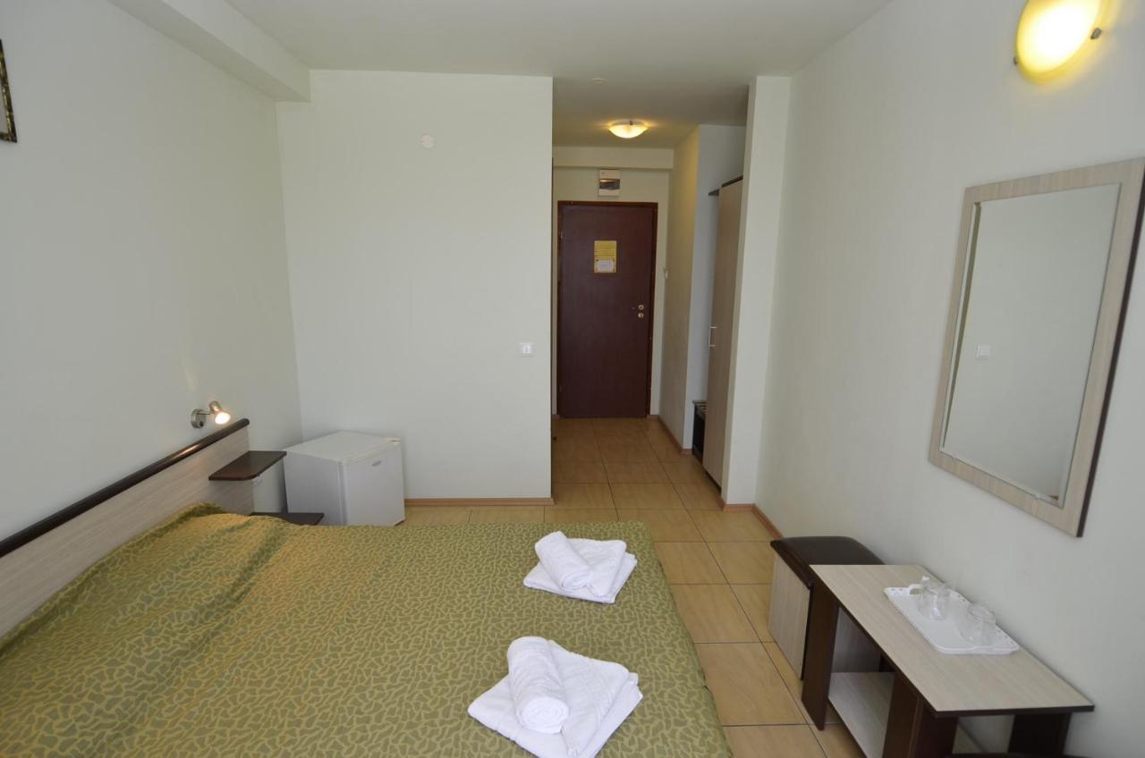Hotel Intim Costinesti Exterior photo