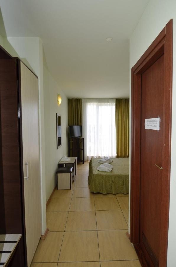 Hotel Intim Costinesti Exterior photo