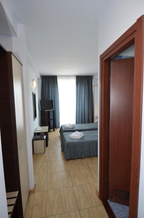 Hotel Intim Costinesti Exterior photo